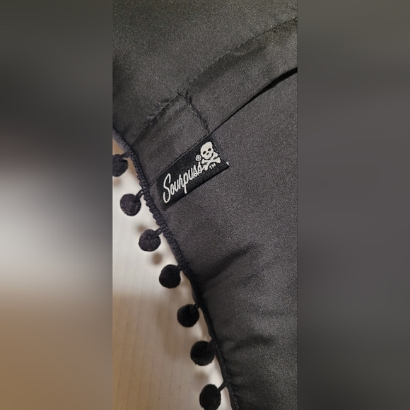 SOURPUSS ~ Set Of 2 War Paint Pillows 12x12 - Picture 8 of 8